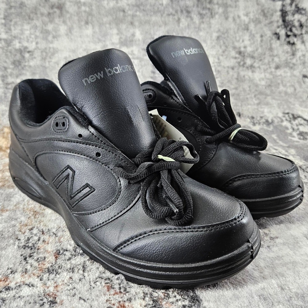 New Balance‎ 674 Walking Shoes Womens 10B Black Leather WW674BK Comfort Sneakers